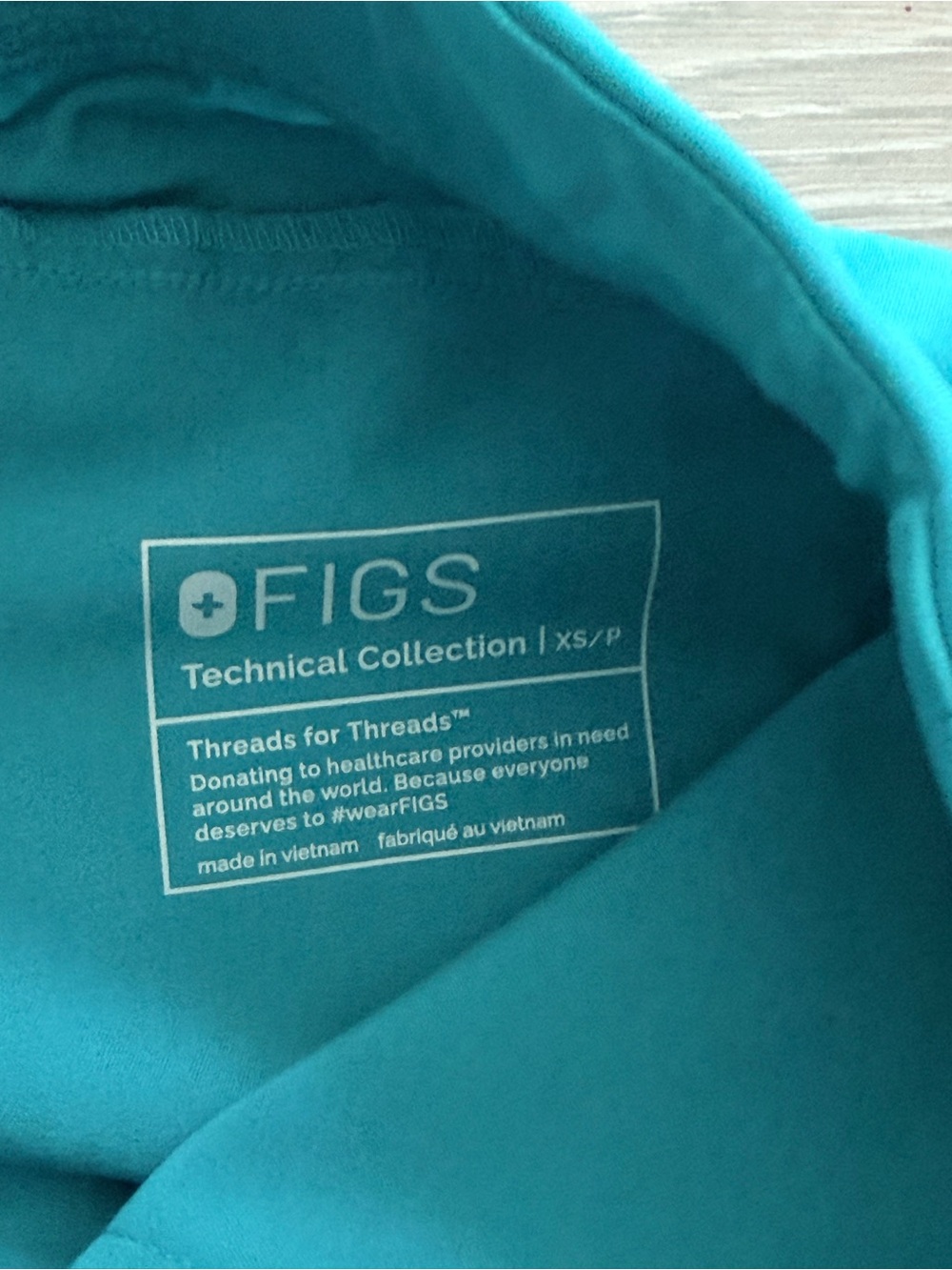 Figs teal scrub pants XS- petite Isabella wide leg - Picture 2 of 6